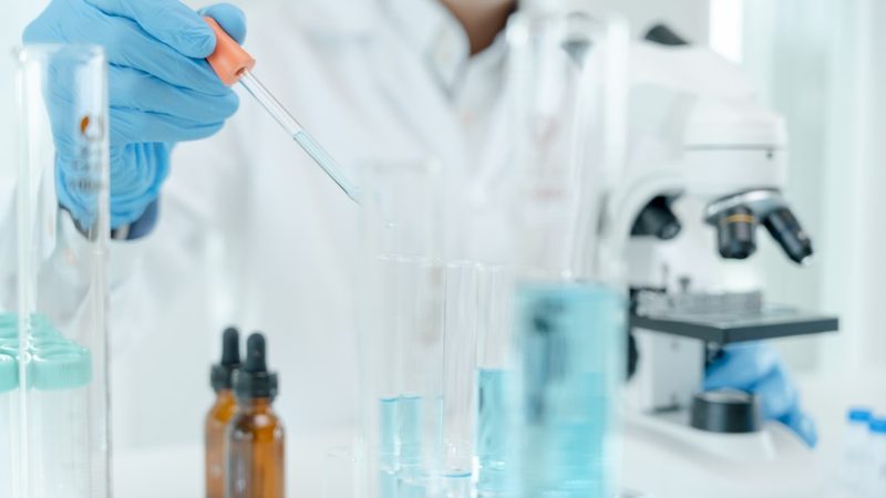 细胞工厂定制：揭秘定制化生物生产线的五大技术难点
